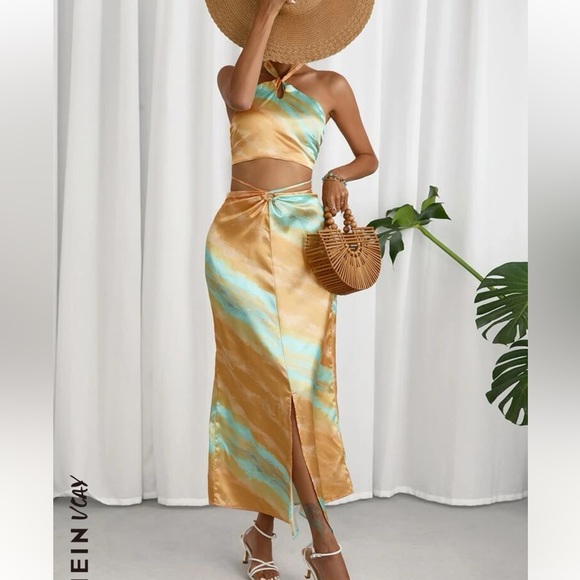 Two Piece Set - Picture 4 of 6